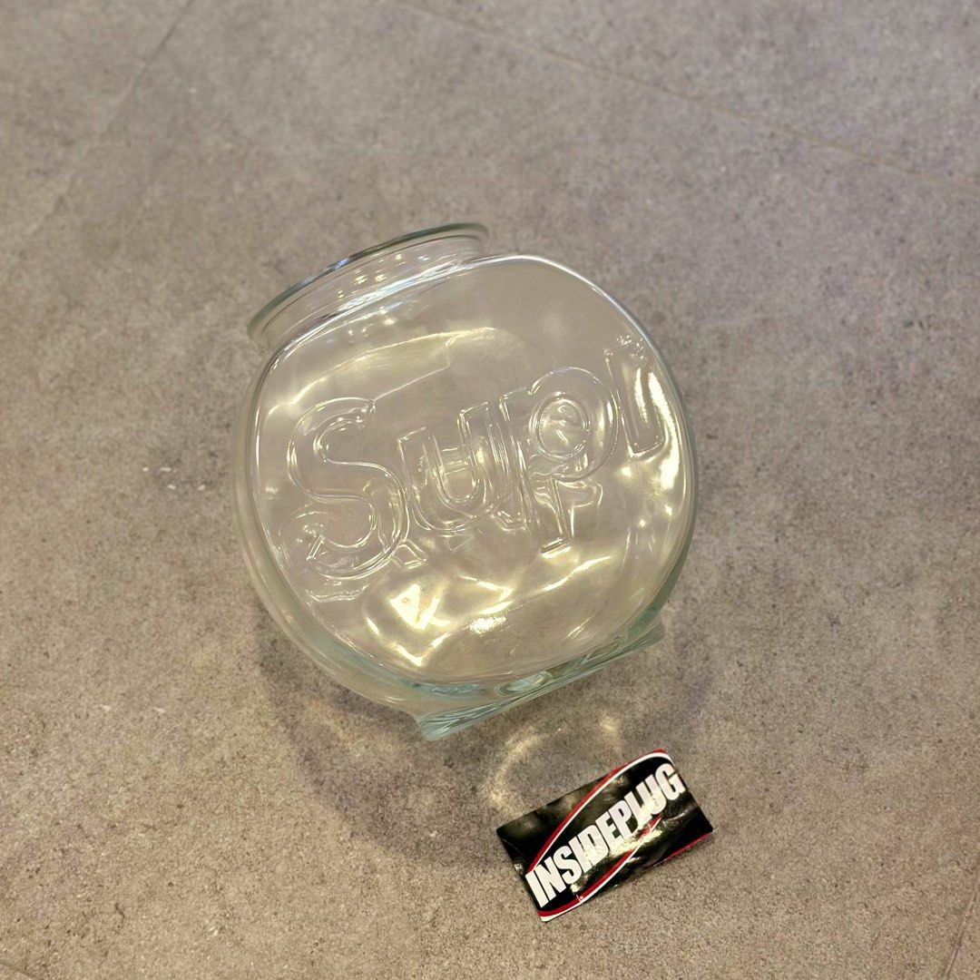 Supreme FW20 Fish Bowl (Category: Other Stationery & Craft) located in Quezon City. Submitted by inside_plug (Listing ID 1460538861, Image 2). Description: For Sale Supreme FW20 Fish Bowl Brandnew Dm us to purchase.