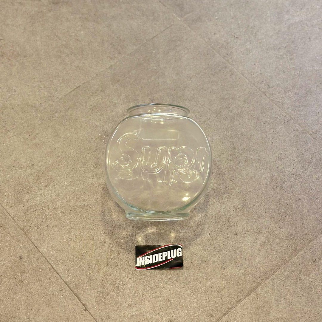Supreme FW20 Fish Bowl (Category: Other Stationery & Craft) located in Quezon City. Submitted by inside_plug (Listing ID 1460538861, Image 1). Description: For Sale Supreme FW20 Fish Bowl Brandnew Dm us to purchase.