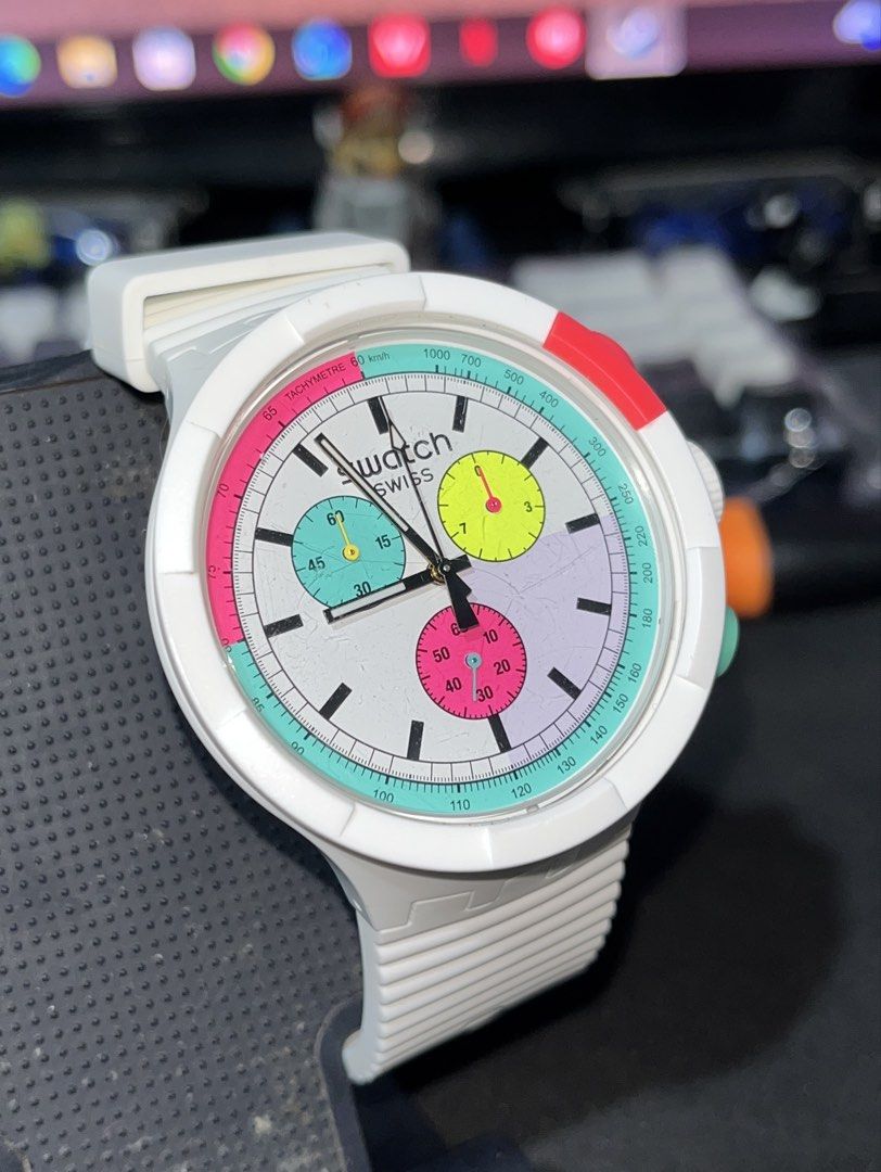 Swatch The Purity of Neon (Category: Luxury Watches) located in Bongabon. Submitted by solo_thrift (Listing ID 1460673597, Image 2). Description: Minimal dents sa glass.