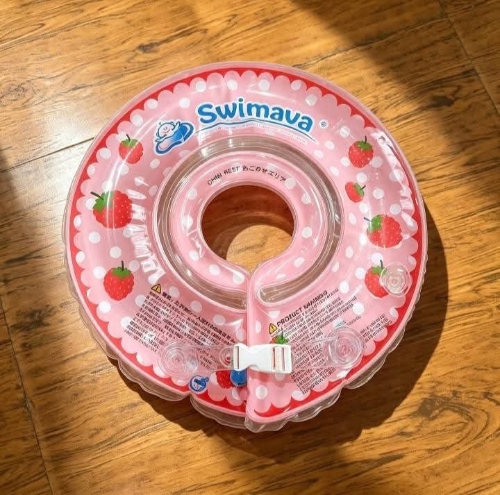 swimava baby neck floater (Category: Other Babies Going Out Needs) located in Quezon City. Submitted by zippy123 (Listing ID 1460571155, Image 2). Description: Original Swimava Baby Neck Floater 🍓 Pink Berry 🍓🌸 3-18 months old Likenew condition Floater + Pouch 🏷️SRP ₱1,650 🏷️Selling price ₱450 only.