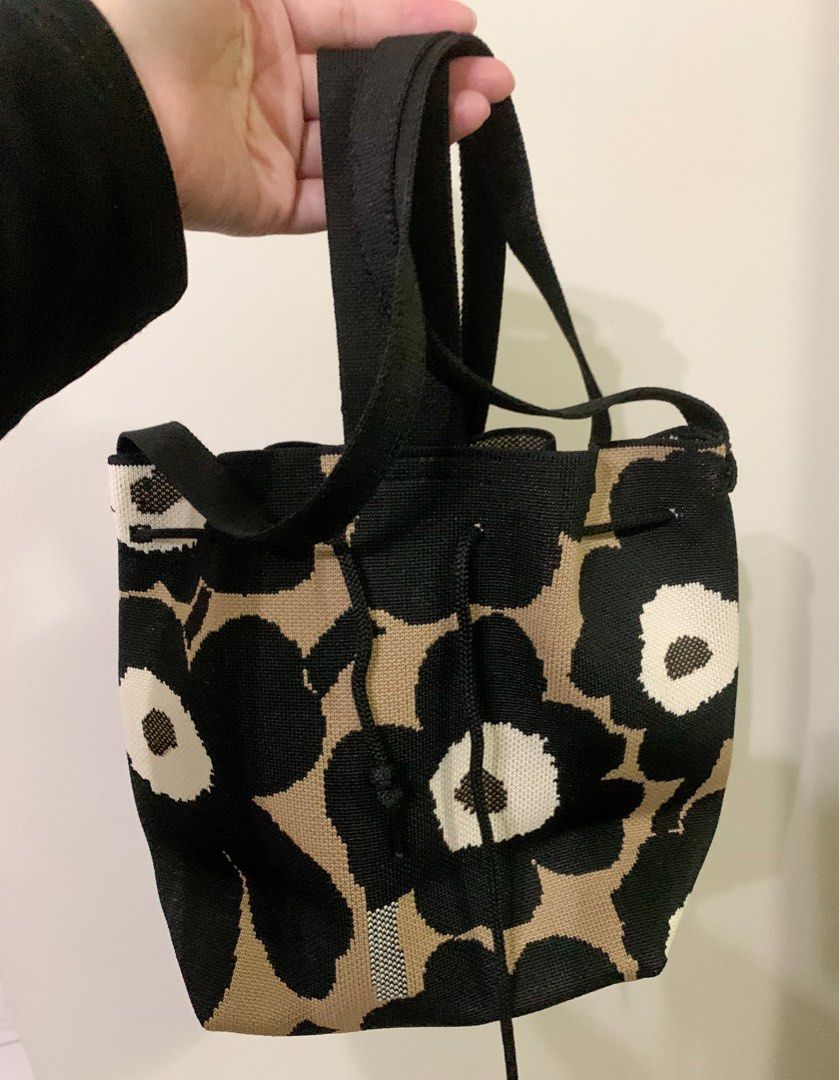 Take All Assorted Bags (Category: Tote Bags) located in Manila. Submitted by w0nderfulw0rld (Listing ID 1460639069, Image 1). Description: Take all 4 assorted bags for Php 1,000 Decluttering, will include freebies.