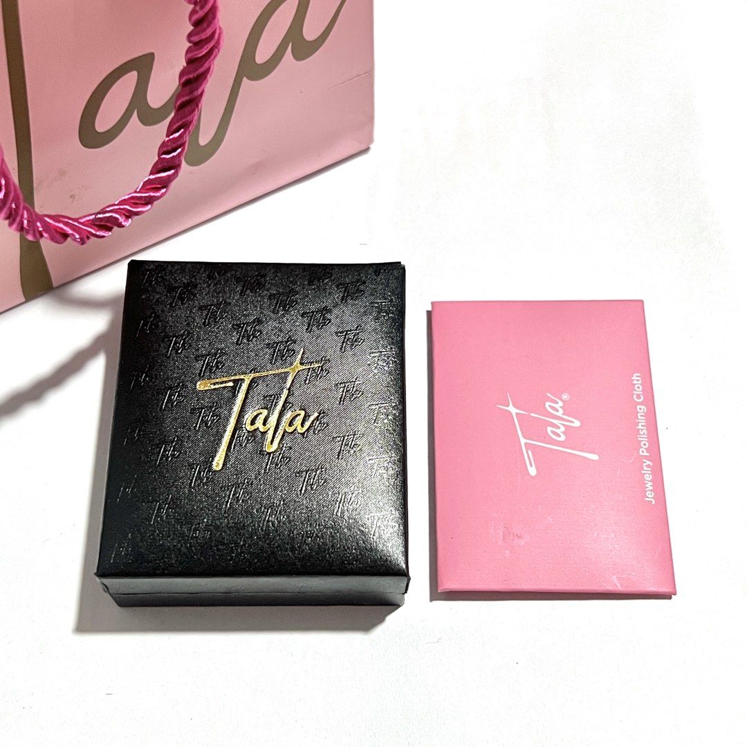 Tala by Kyla "K" Initial Necklace Gold (Category: Necklaces) located in Valenzuela. Submitted by luise_ (Listing ID 1460706051, Image 3). Description: - Gold necklace with a 'K' initial pendant. - Comes with its original Tala box and jewelry polishing cloth. - Features a delicate, snake-like chain. - The pendant is a bold, block letter 'K'. - Ideal for gifting or personal wear..
