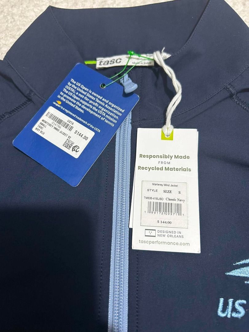 TASC Monterey Wind Jacket Classic Navy V2 - US OPEN (Small) (Category: Coats, Jackets and Outerwear) located in General Trias. Submitted by jjcollective.phatmarcbern95 (Listing ID 1460529319, Image 3). Description: 𝐓𝐀𝐒𝐂 "𝐓𝐌" 𝐌𝐨𝐧𝐭𝐞𝐫𝐞𝐲 𝐖𝐢𝐧𝐝 𝐉𝐚𝐜𝐤𝐞𝐭 𝐂𝐥𝐚𝐬𝐬𝐢𝐜 𝐍𝐚𝐯𝐲 𝐕𝟐 - (𝐒𝐦𝐚𝐥𝐥) Official US Open Tennis Championship Merchandise 𝐌𝐚𝐭𝐞𝐫𝐢𝐚𝐥𝐬: Responsibly Made From Recycled Materials 𝐎𝐫𝐢𝐠𝐢𝐧𝐚𝐥 𝐑𝐞𝐭𝐚�