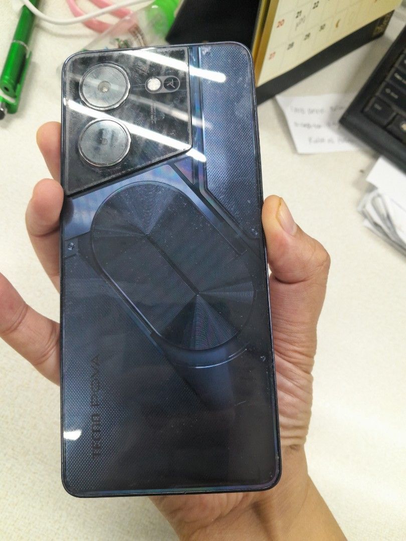 Techno Pova 5 pro 5g (Category: Android Others) located in Paranaque City. Submitted by jeremysecr19192 (Listing ID 1460581494, Image 2). Description: rush 6,000 na lng! Techno Pova 5 pro 5g 256gb/8+8gbram dual cam light notification back super kunat ng batt no issue bukod sa slightly mark case sa side meet up tambo paranaque.