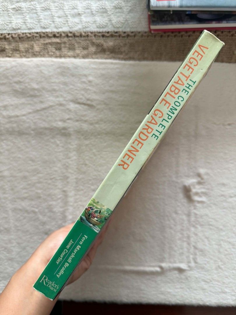 The Complete Vegetable Gardener - Readers Digest (Category: Storybooks) located in Santiago. Submitted by bookworm_club (Listing ID 1460560602, Image 2). Description: 📚no cancellation, return or exchange. 📚secondhand books. some books are in good condition while some has minimal flaws (foxing, creases, dog-eared pages, etc.) 📚reasonable haggling is allowed. 💰MOP: For same day pickup - CASH & BANK TRANSFER For shipping or scheduled pickup - BA