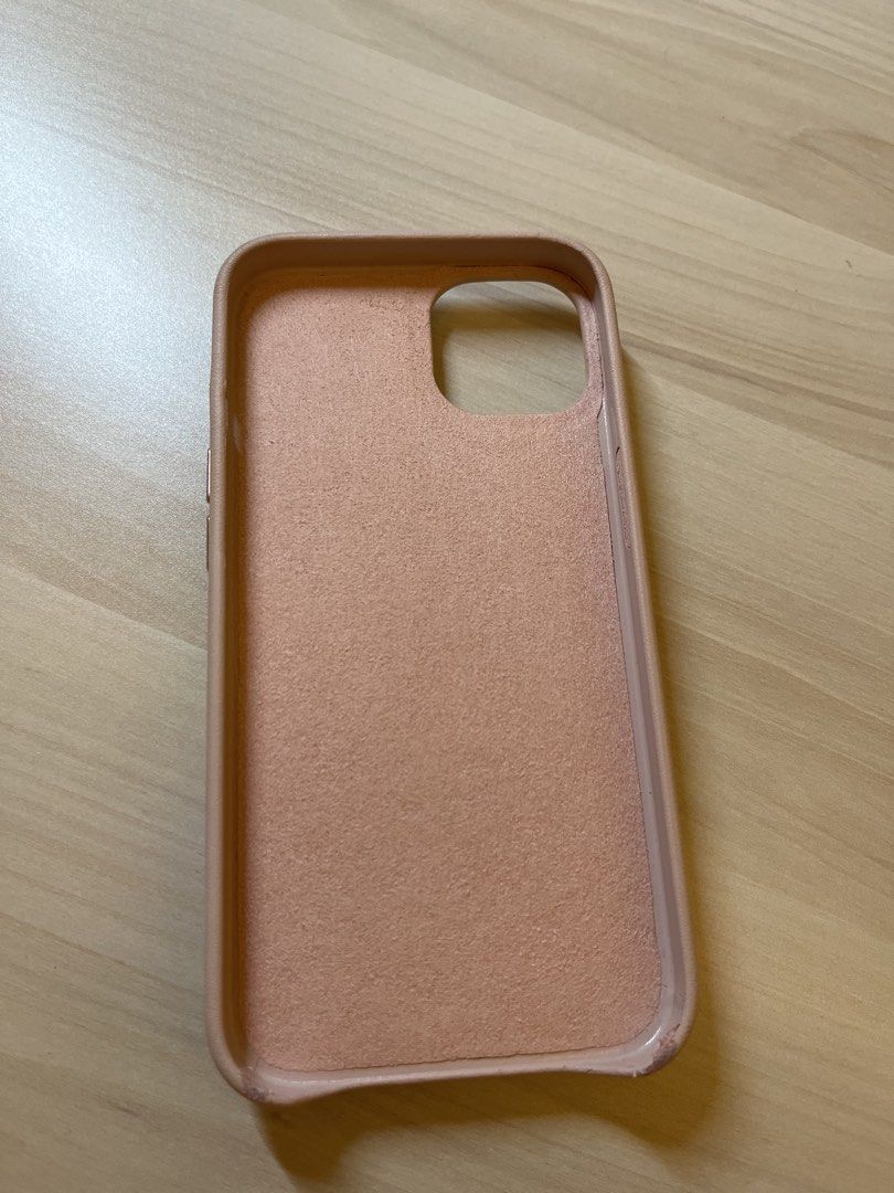 The Hub Cebu Puffer Case in Cotton Candy (Category: Cases & Sleeves) located in San Juan City. Submitted by arcu04 (Listing ID 1460627594, Image 2). Description: well used with minor peeling at the bottom.