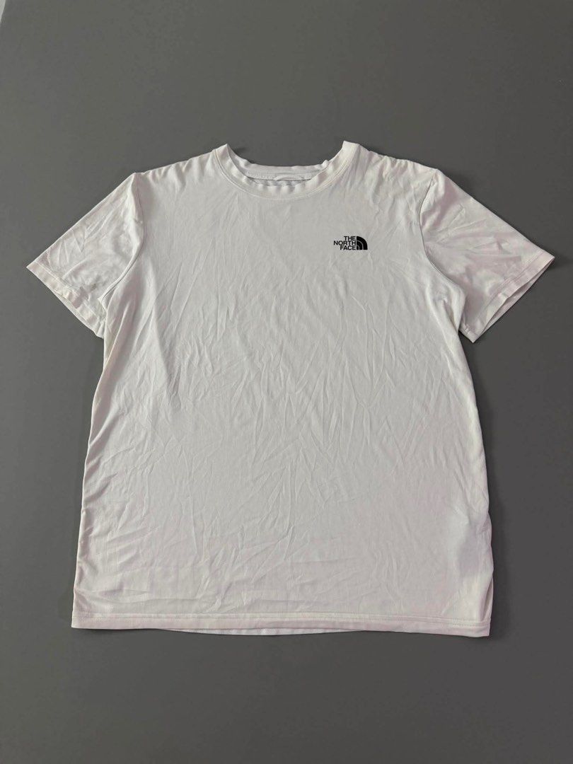 THE NORTH FACE (Category: Tshirts & Polo Shirts ) located in Guagua. Submitted by sweetboyy (Listing ID 1460538181, Image 1). Description: THE NORTH FACE EXCELLENT CONDITION / NO ISSUE SIZE LARGE ON TAG / DIMES L28 W23.