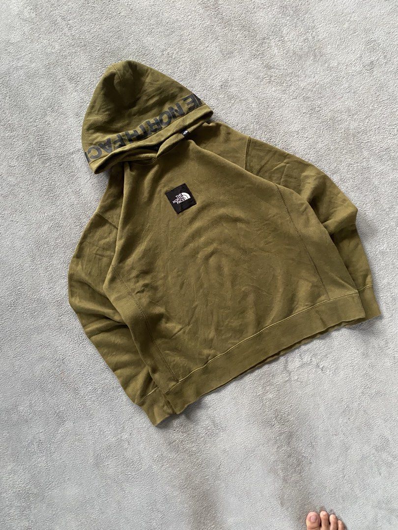 The North Face Hoodie Brown (Category: Hoodies) located in Ozamiz City. Submitted by thriftnikael (Listing ID 1460681444, Image 3). Description: tnf hoodie width: 21.5 length: 25 size: s Color rate: 10/10 Condition: 10/10 Issue: n/a .