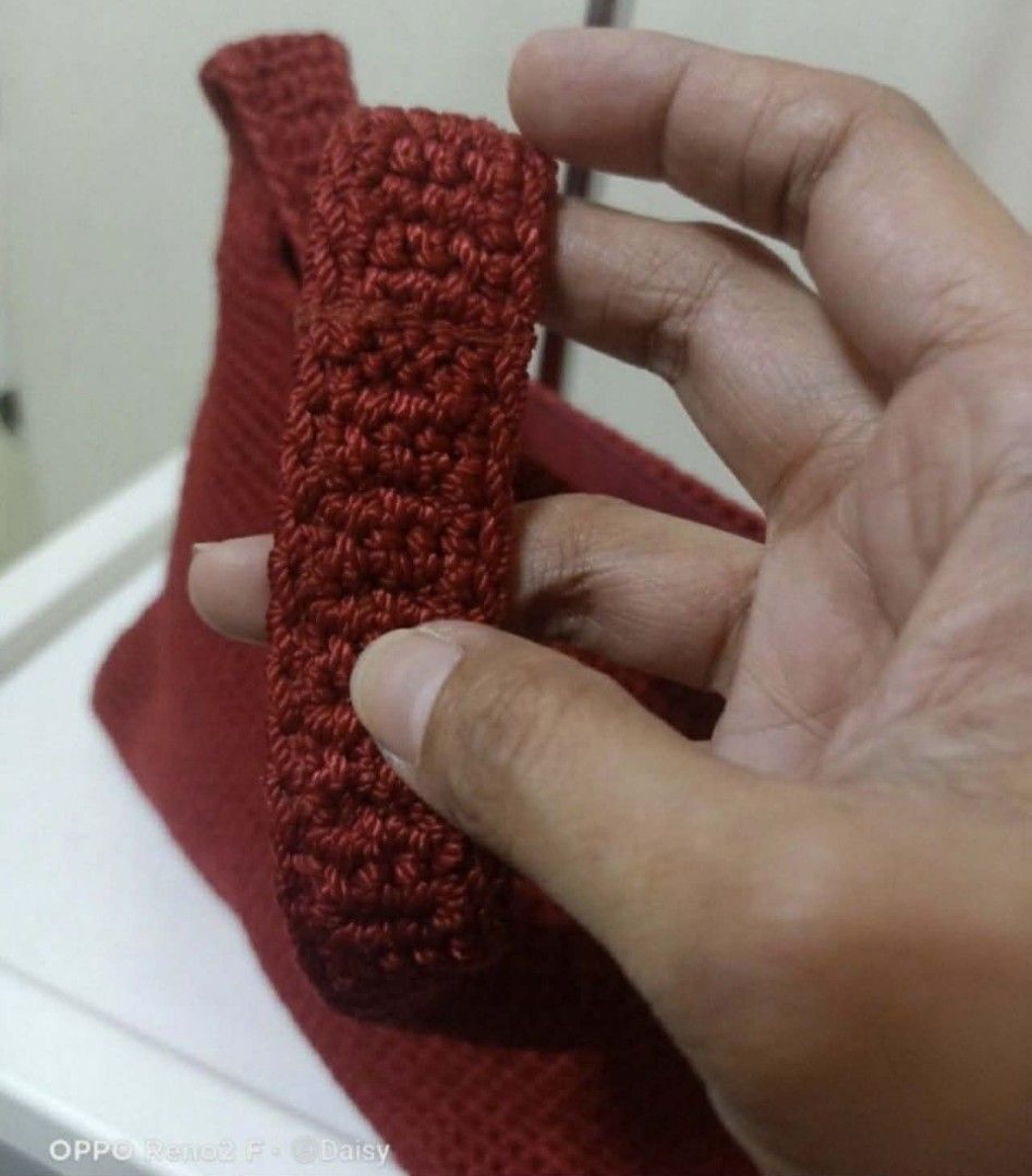 The Sak (Wine Red) (Category: Shoulder Bags) located in Quezon City. Submitted by daisyuy1979 (Listing ID 1460591414, Image 2). Description: .