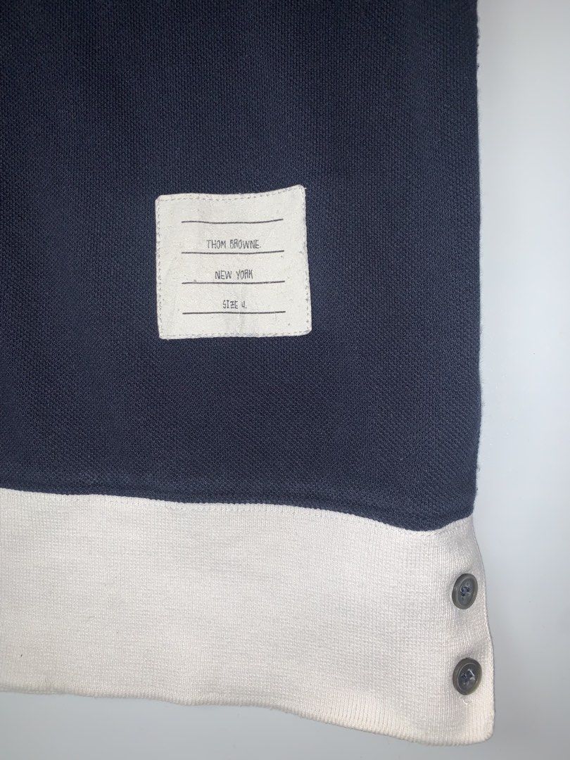 Thom Browne Polo shirt (Category: Formal Shirts) located in Ivisan. Submitted by trashtotreasuree (Listing ID 1460669041, Image 2). Description: 21x26 Excellent condition 9/10 color rate Issue see last 2 pic.