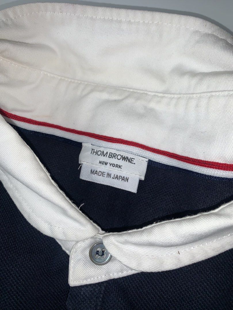 Thom Browne Polo shirt (Category: Formal Shirts) located in Ivisan. Submitted by trashtotreasuree (Listing ID 1460669041, Image 3). Description: 21x26 Excellent condition 9/10 color rate Issue see last 2 pic.