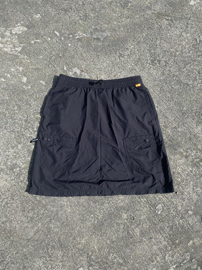 TIMBERLAND SKIRT (Category: Skirts) located in Muntinlupa City. Submitted by denrik (Listing ID 1460679301, Image 2). Description: Timberland skirt - 600 Wline - 29inc Length - 20inc .