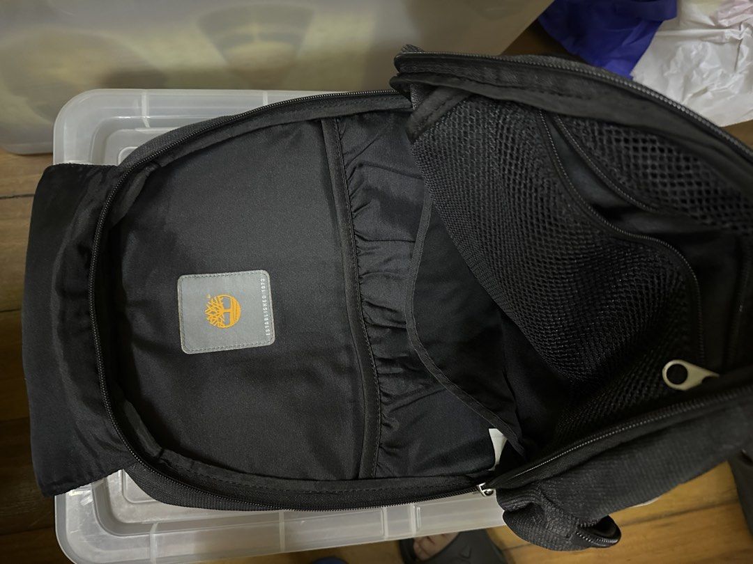 Timberland tech/outdoor Backpack (Category: Backpacks) located in Manila. Submitted by declutteringlot (Listing ID 1460641414, Image 3). Description: .