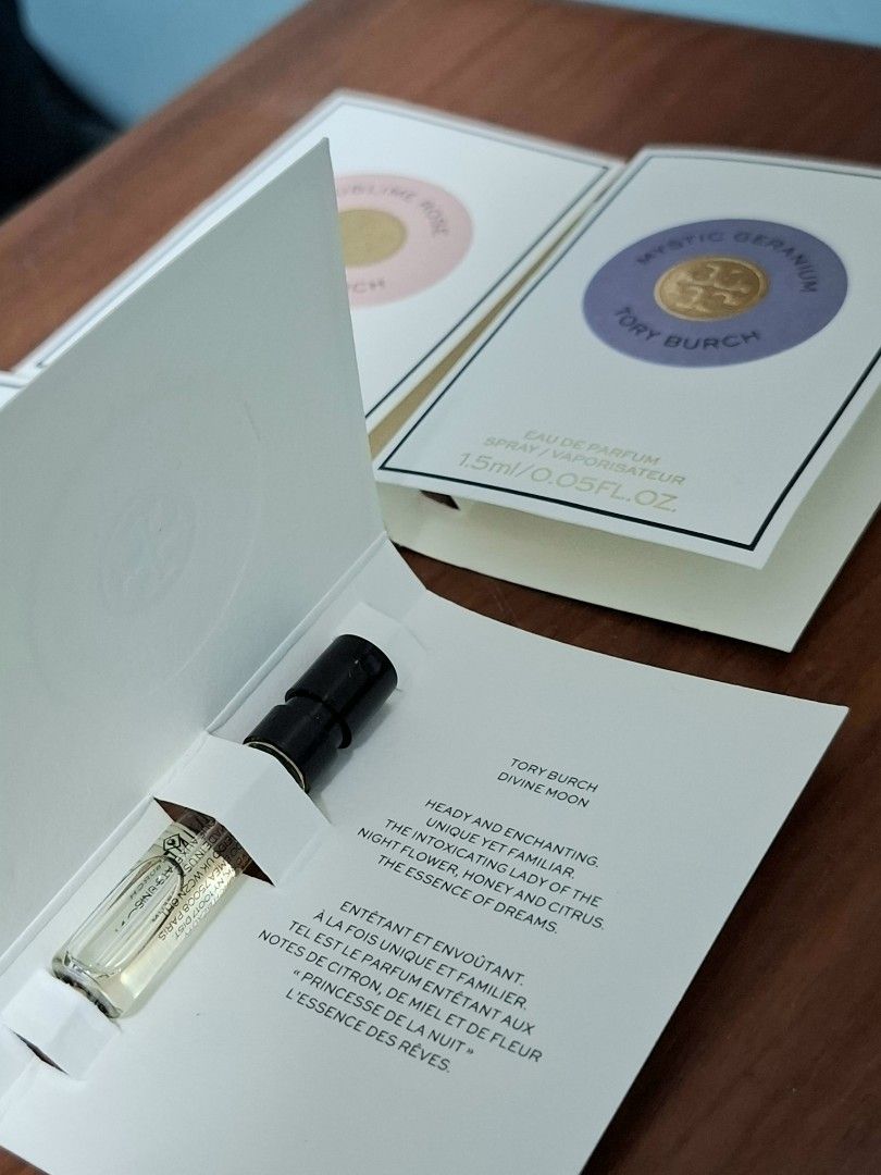 Tory Burch Eau de Parfum Sample Set (Category: Fragrance & Deodorants) located in Quezon City. Submitted by ejo23 (Listing ID 1460687120, Image 1). Description: Set of 4 Tory Burch perfume samples Variants: -Sublime Rose -Mystic Geranium -Electric Sky -Divine Moon Each original sample is 1.5ml. Feel free to message!.