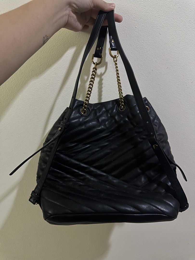 Tory Burch Kira Chevron Drawstring Backpack (Category: Luxury Bags & Wallets) located in Manila. Submitted by loweese_ (Listing ID 1460686609, Image 2). Description: Preloved, well-maintained, minimal signs of use. No major scratches, stains, or damage. Gold hardware intact..