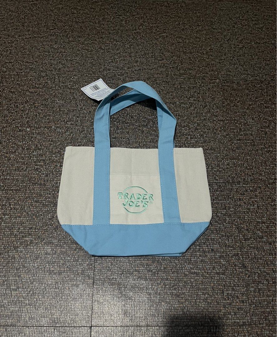 Trader Joe’s Mini Pastel Tote Bag (Category: Tote Bags) located in Taguig. Submitted by ryv0.o (Listing ID 1460623774, Image 3). Description: Trader Joe’s Mini Pastel Tote Bag - Bought from Trader Joe’s - Authentic MOD: Lalamove/J&T MOP: GCash.