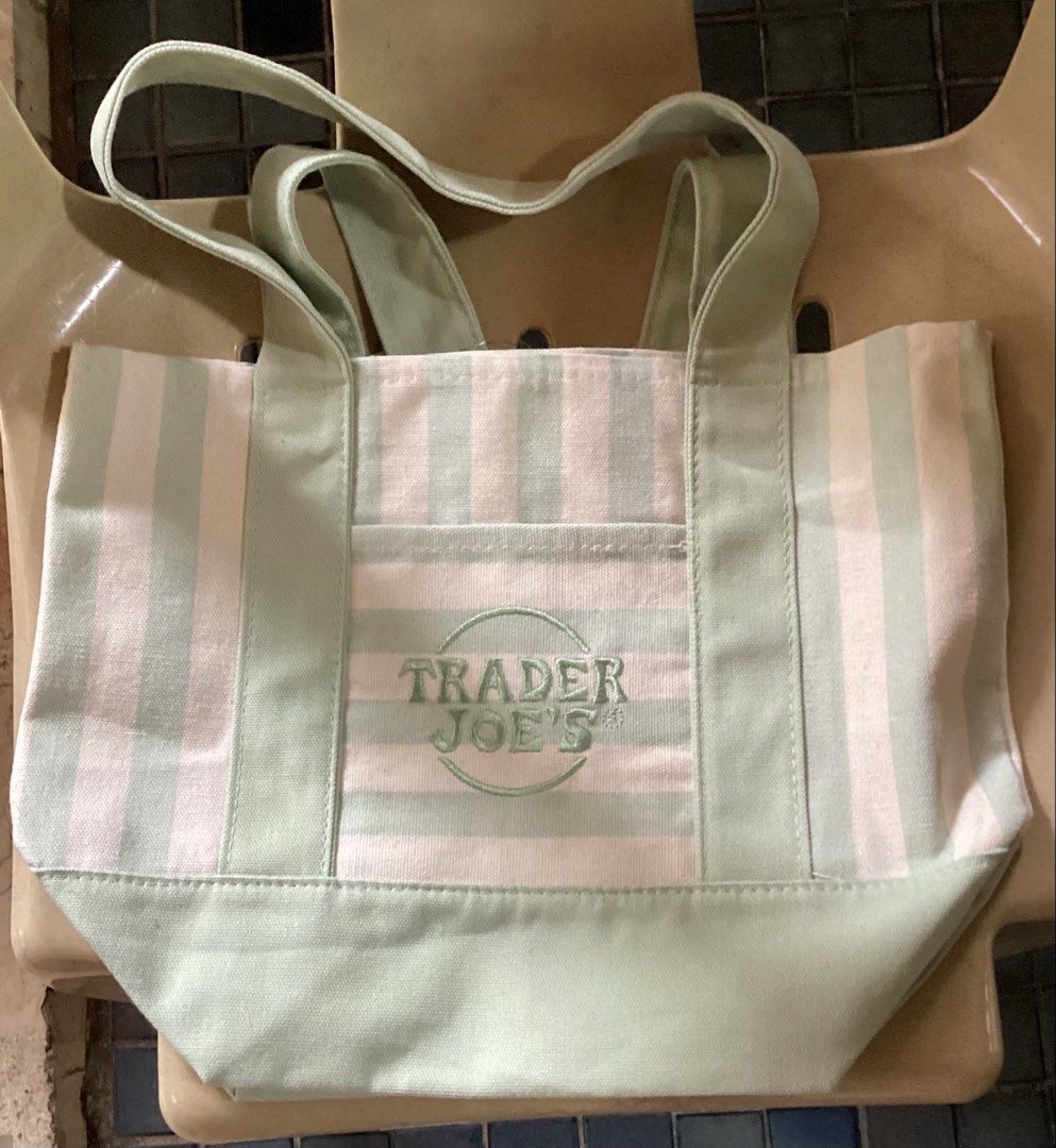 Traders Joe (Category: Tote Bags) located in San Fernando. Submitted by sparkling_item09 (Listing ID 1460515347, Image 1). Description: Available colors ₱500 each Original What you see is what you get Came from US.