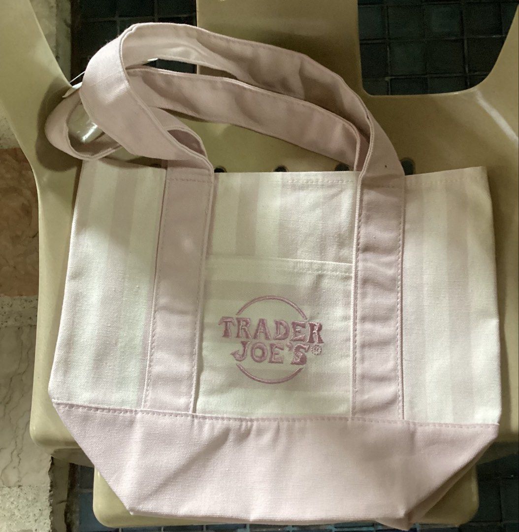 Traders Joe (Category: Tote Bags) located in San Fernando. Submitted by sparkling_item09 (Listing ID 1460515347, Image 3). Description: Available colors ₱500 each Original What you see is what you get Came from US.