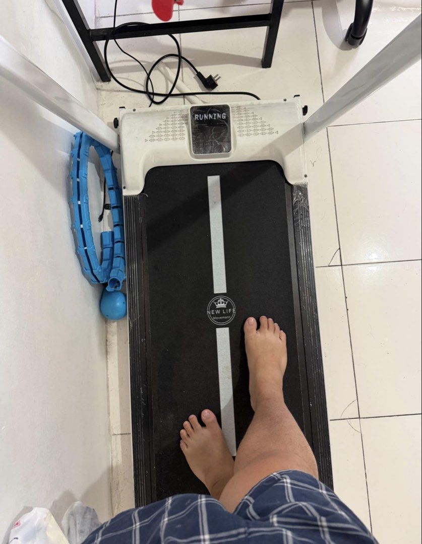 Treadmill (Category: Other Sports Equipment and Supplies) located in Malabon City. Submitted by thirdy1272024 (Listing ID 1460511163, Image 3). Description: .