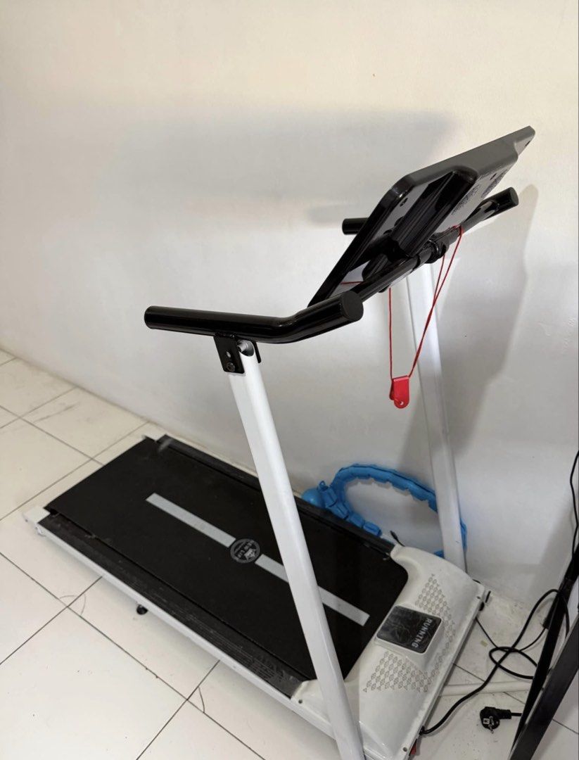 Treadmill (Category: Other Sports Equipment and Supplies) located in Malabon City. Submitted by thirdy1272024 (Listing ID 1460511163, Image 2). Description: .