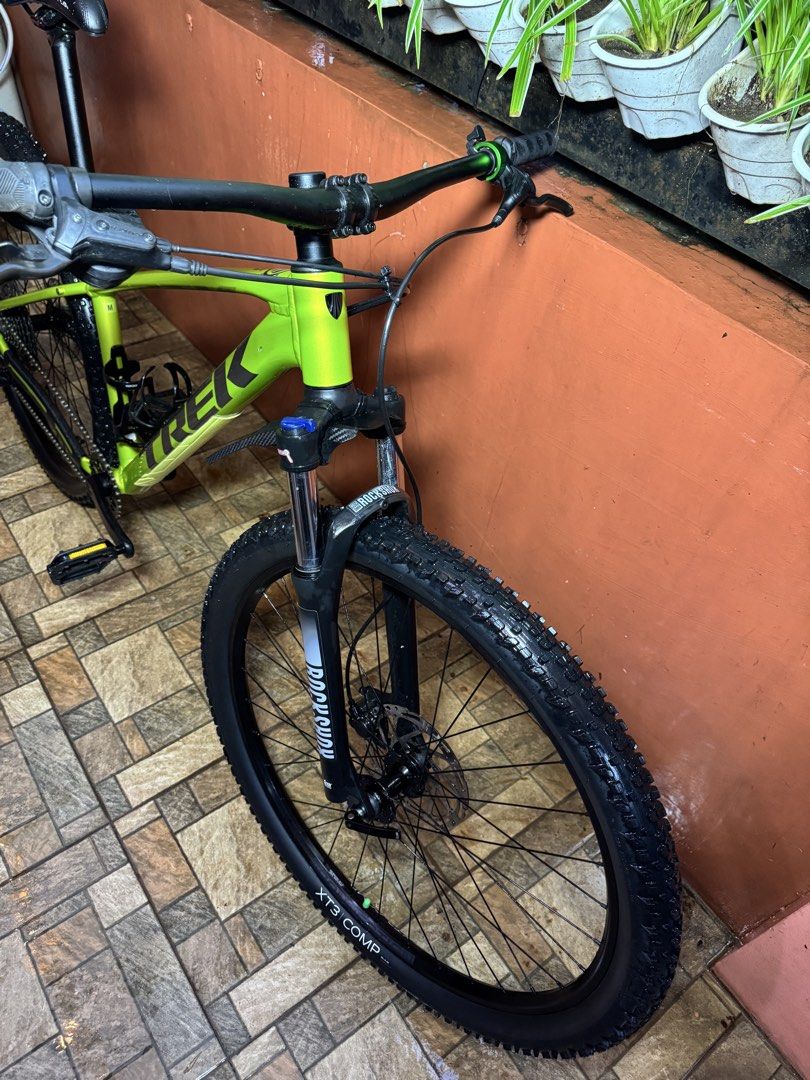 Trek Marlin 5, 29er, 2025 Model (Category: Bicycles) located in Bacoor. Submitted by lerieboi (Listing ID 1460668726, Image 3). Description: 𝐓𝐑𝐄𝐊 𝐌𝐀𝐑𝐋𝐈𝐍 𝟓 𝐆𝐞𝐧 𝟑 Mountain Bike 2025 Model Best seller colorway💚 Color: Power Surge Size Medium 29 Brand New Price: 30,990 For Sale for Only 26K Free Front Mud Guard Free Front Frame Protection Free Bottle Cage 2pcs. Free Bell Free Bike rack Unit is in Pristine Condition No Drop Used 3times