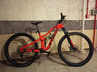 （分類：）位於 。 由 _vortex_07 提交（商品編號 1460646592，圖片 1）。簡介： 。