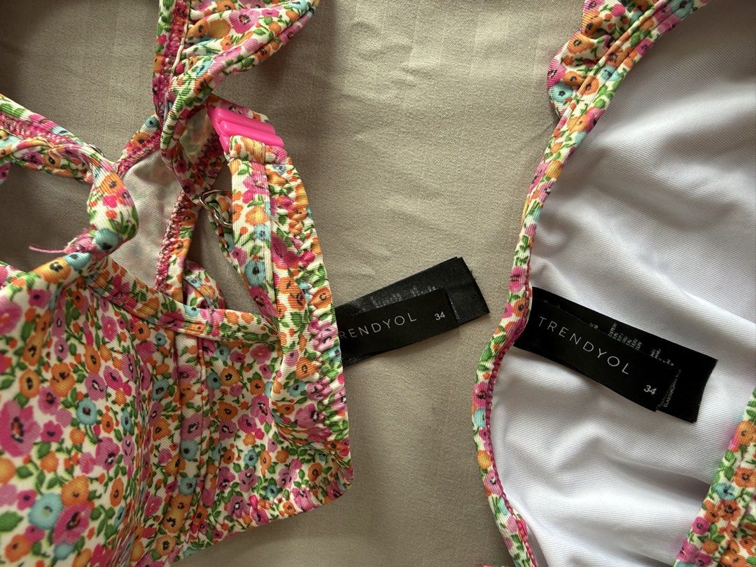 Trendyol Floral Ruffle Bikini Size 34 (Category: Bikinis & Swimsuits) located in Antipolo. Submitted by brebekah (Listing ID 1460561184, Image 3). Description: - Cute floral print bikini set - Ruffled edges on top and bottoms - Strappy back detail on the top - Trendyol brand - Size 34 - Ideal for beach or pool days RFS No longer fits me.