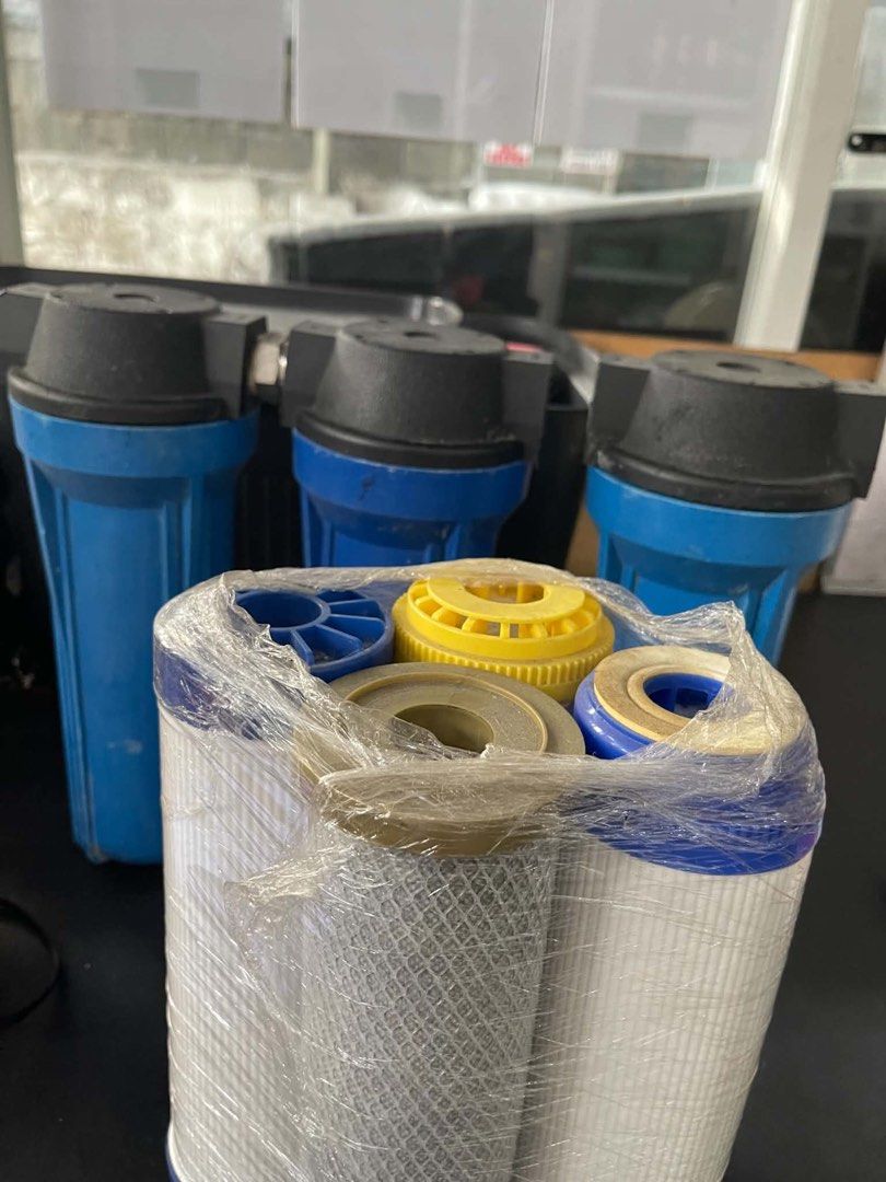 Triple water filter system (Category: Water Purifiers & Dispensers) located in Makati City. Submitted by xaannee (Listing ID 1460609635, Image 2). Description: Triple water filter system Heavy duty Makati locations No issue.