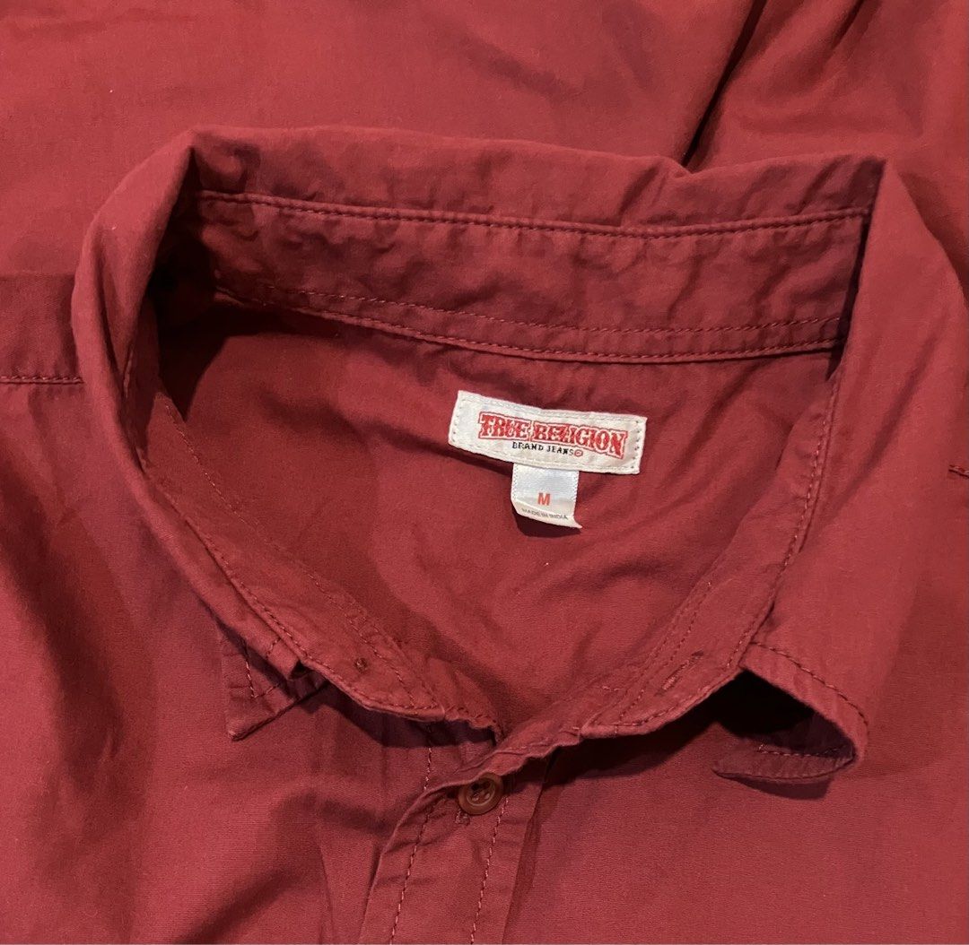 True Religion Men’s (Category: Formal Shirts) located in Pulilan. Submitted by aneth11983 (Listing ID 1460570879, Image 3). Description: TR Men’s longsleeves from 🇺🇸 M on tag Personal preowned. Like new! ₱2200+ sf:df Payment first/ first to pay basis Will accept offer after payment is done Gcash/ JnT 📍Pulilan, Bulacan.
