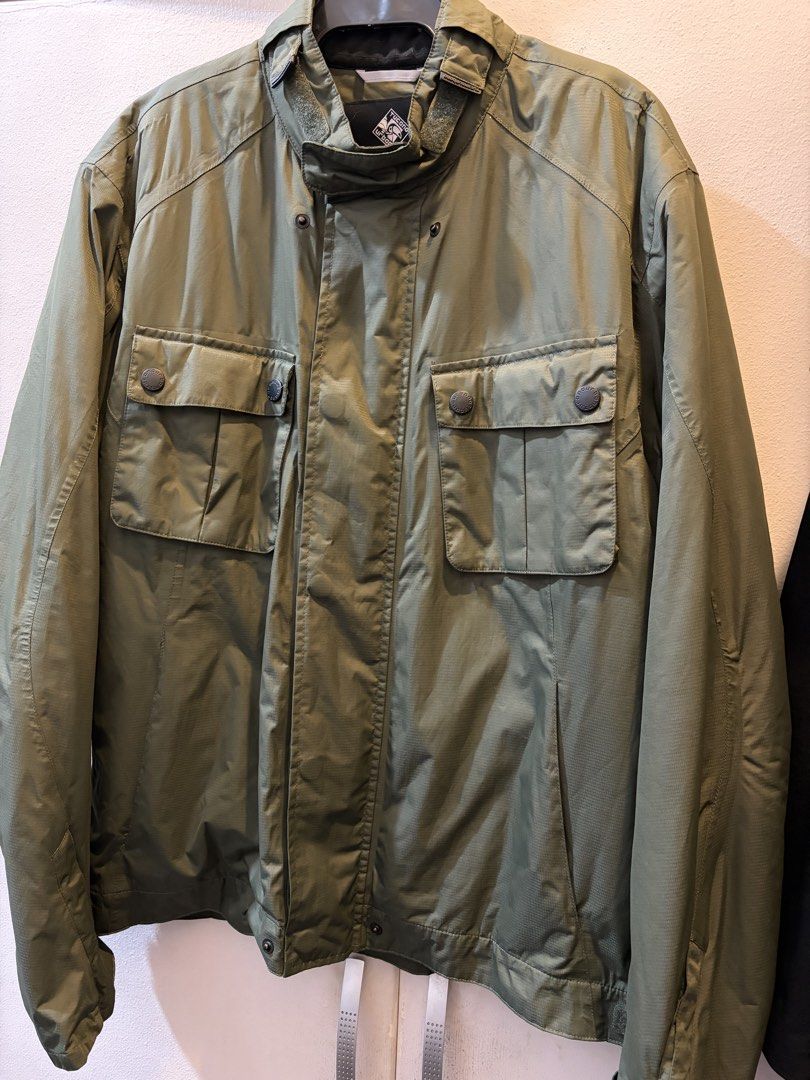 Tucano Urbano Motorcycle Riding Jacket (Category: Helmets and other Riding Gears) located in Manila. Submitted by unbranded.com (Listing ID 1460681657, Image 1). Description: Tucano Urbano motorcycle and acooter riding jacket size Large slightly used OD Green color.