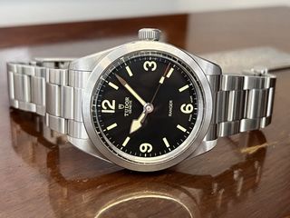（分類：）位於 。 由 luxury.diversity 提交（商品編號 1460524474，圖片 1）。簡介： 。
