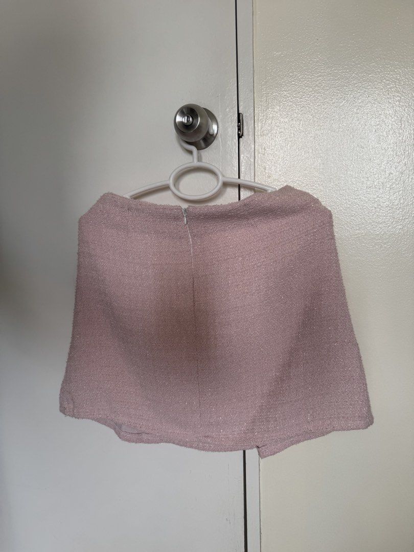 Tweed Skirt (Category: Skirts) located in Quezon City. Submitted by ysm888 (Listing ID 1460552877, Image 2). Description: Bought in Thailand Never used Decluttering.