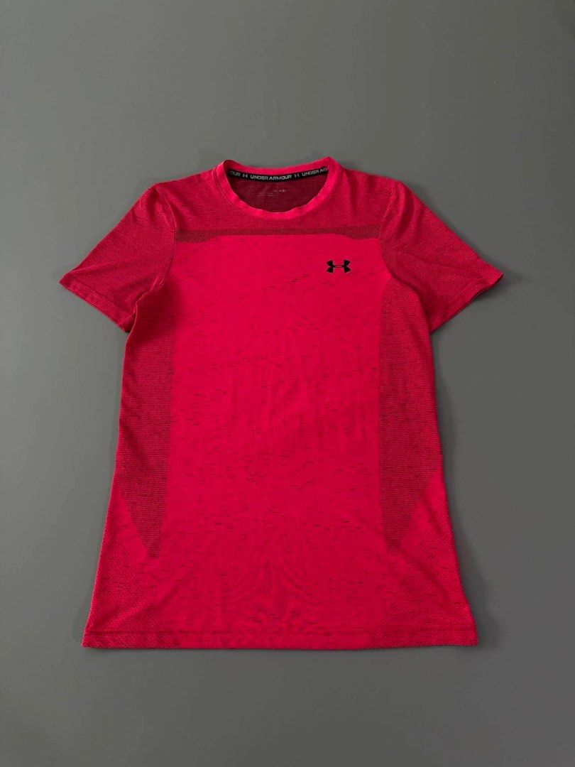 UNDER ARMOUR (Category: Activewear) located in Guagua. Submitted by sweetboyy (Listing ID 1460529576, Image 1). Description: UNDER ARMOUR EXCELLENT CONDITION / NO ISSUE SIZE MEDIUM ON TAG / DIMES L28.5 W19.5.