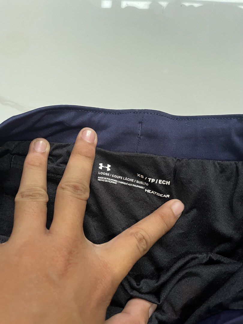 Under Armour (Category: Activewear) located in Tabogon. Submitted by offtherack.1 (Listing ID 1460571335, Image 3). Description: Under Armour Size: xs on tag no issue.