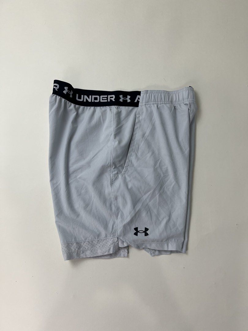 Under Armour Shorts (Category: Shorts) located in Makati City. Submitted by ufcknwthbst (Listing ID 1460555844, Image 2). Description: 19 inch length 9.5/10 condition No issue.