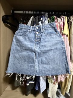 (Category: ) located in . Submitted by _cjbarrera (Listing ID 1460537888, Image 1). Description: .