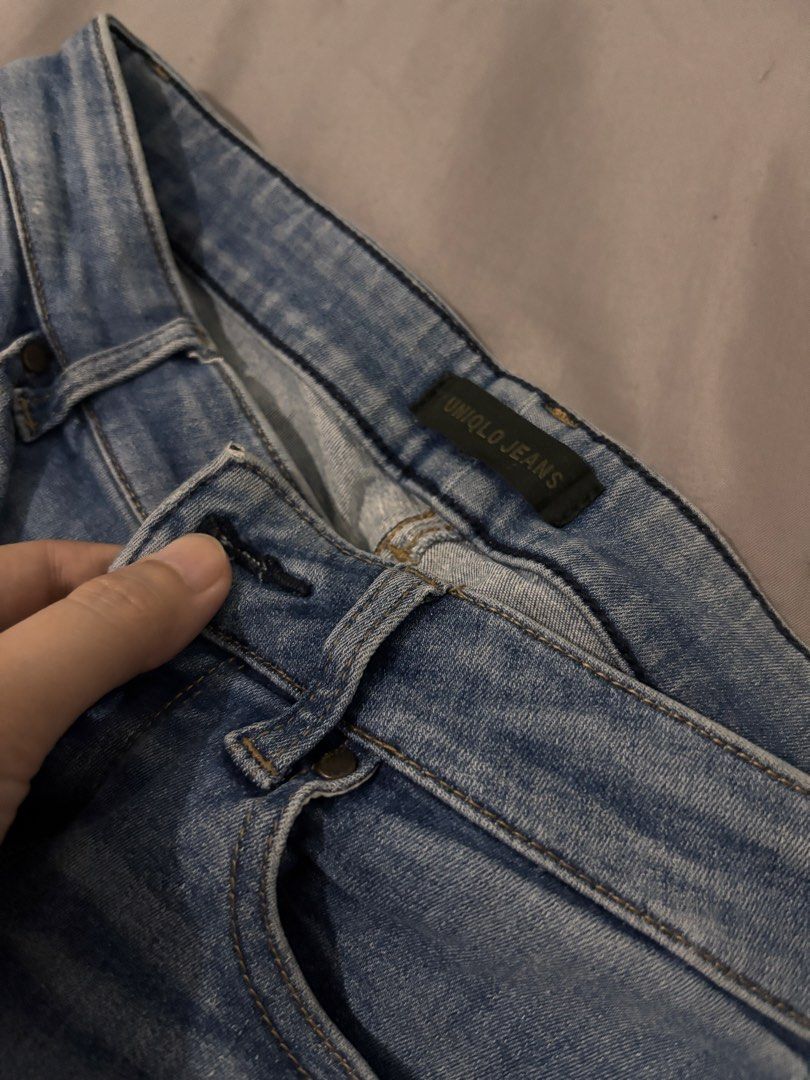Uniqlo Distressed Light Wash Jeans (Category: Jeans) located in Cavite. Submitted by clawsetangelaco (Listing ID 1460656089, Image 1). Description: Brand: Uniqlo Fabric: Denim (79% Cotton, 10% Rayon, 7% Polyester, 4% Polyurethane) Color: Light Blue / Light Wash MOP: GCash only (Free SF) Shipment: Weekend Shipment only.