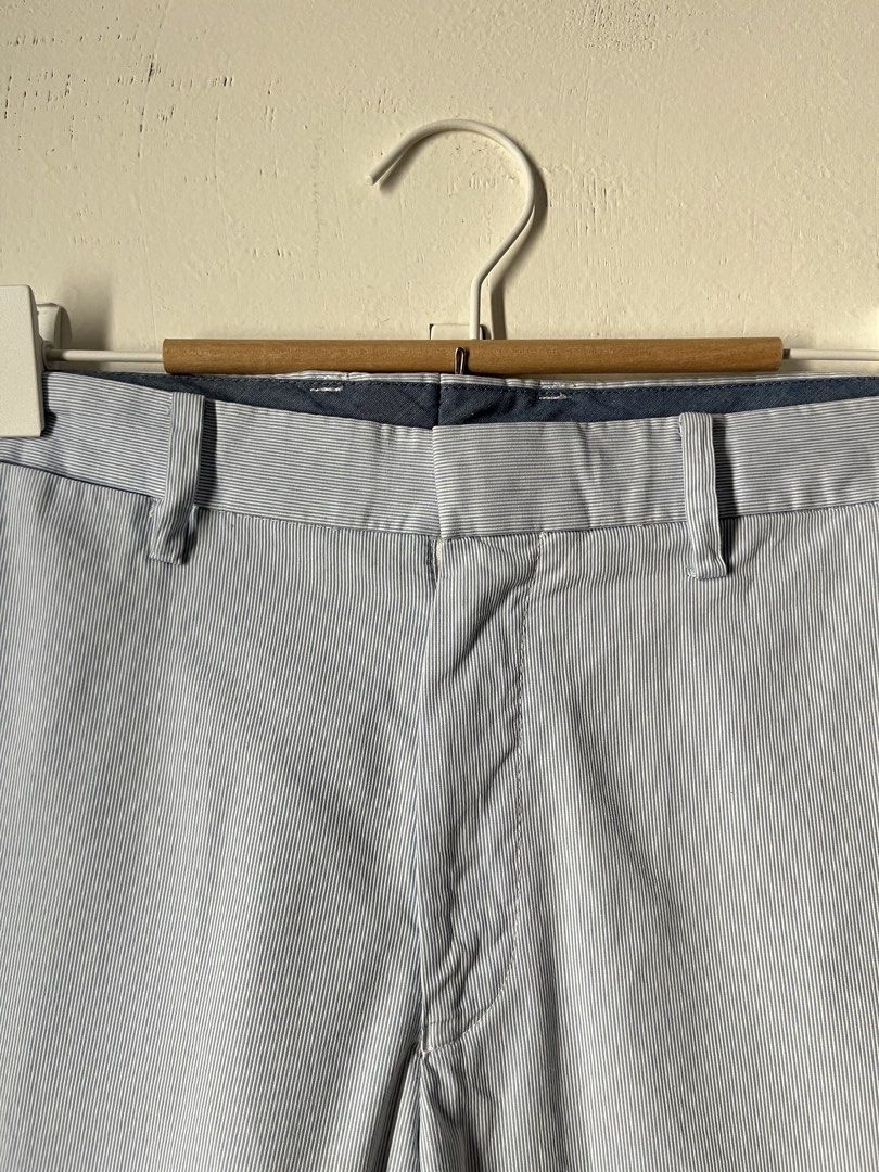 Uniqlo Shorts (Category: Shorts) located in Cagayan de Oro. Submitted by vigo999 (Listing ID 1460603090, Image 3). Description: Uniqlo Shorts Size 32 Condition: Very Good Color rate: 9/10 No issue need wash Dimes: 32x20 Leg Opening: 10.