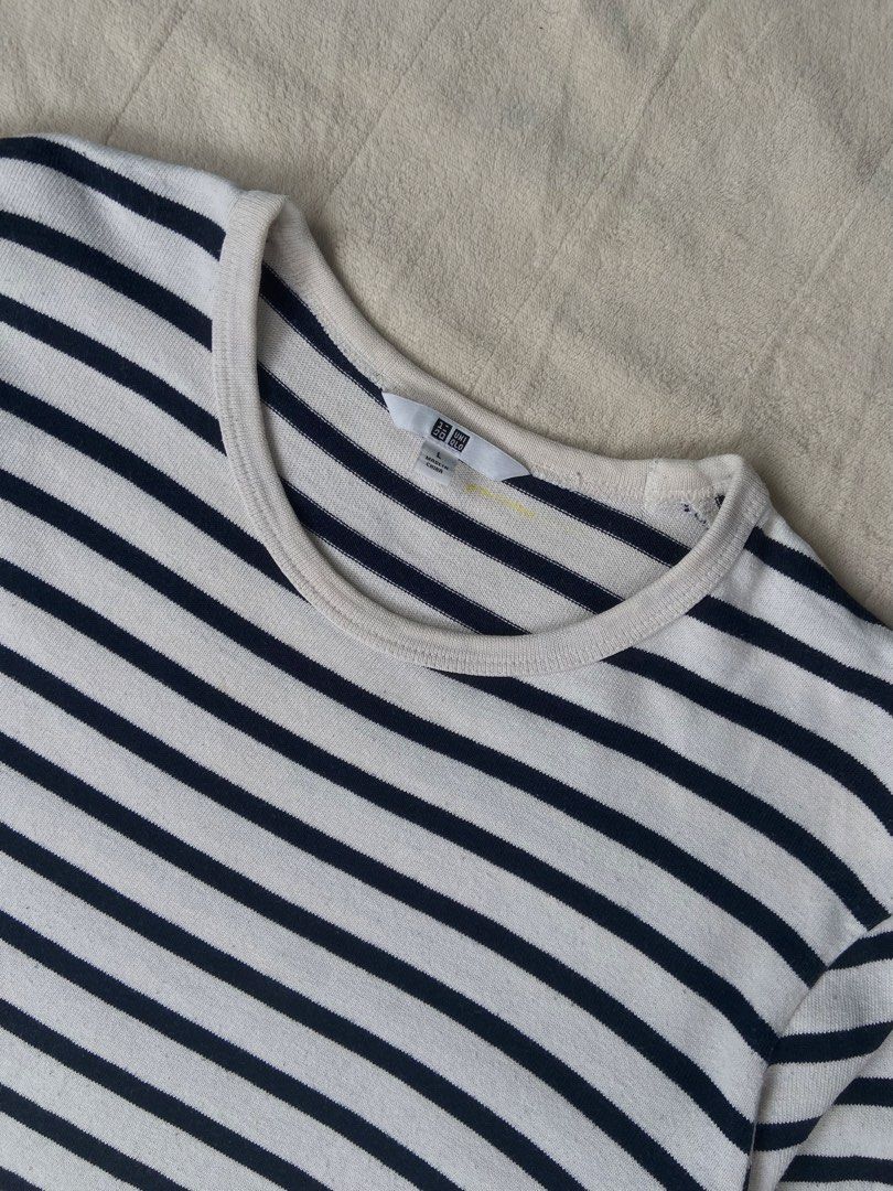 UNIQLO stripe sweater (Category: Formal Shirts) located in Cagayan de Oro. Submitted by michaelpecenio (Listing ID 1460677309, Image 3). Description: (UNIQLO) stripe sweater measurements (zero start in inches) length / 26 width / 20 sleeve length / 24 color rate 9/10 thick fabric midweight need lints remover.