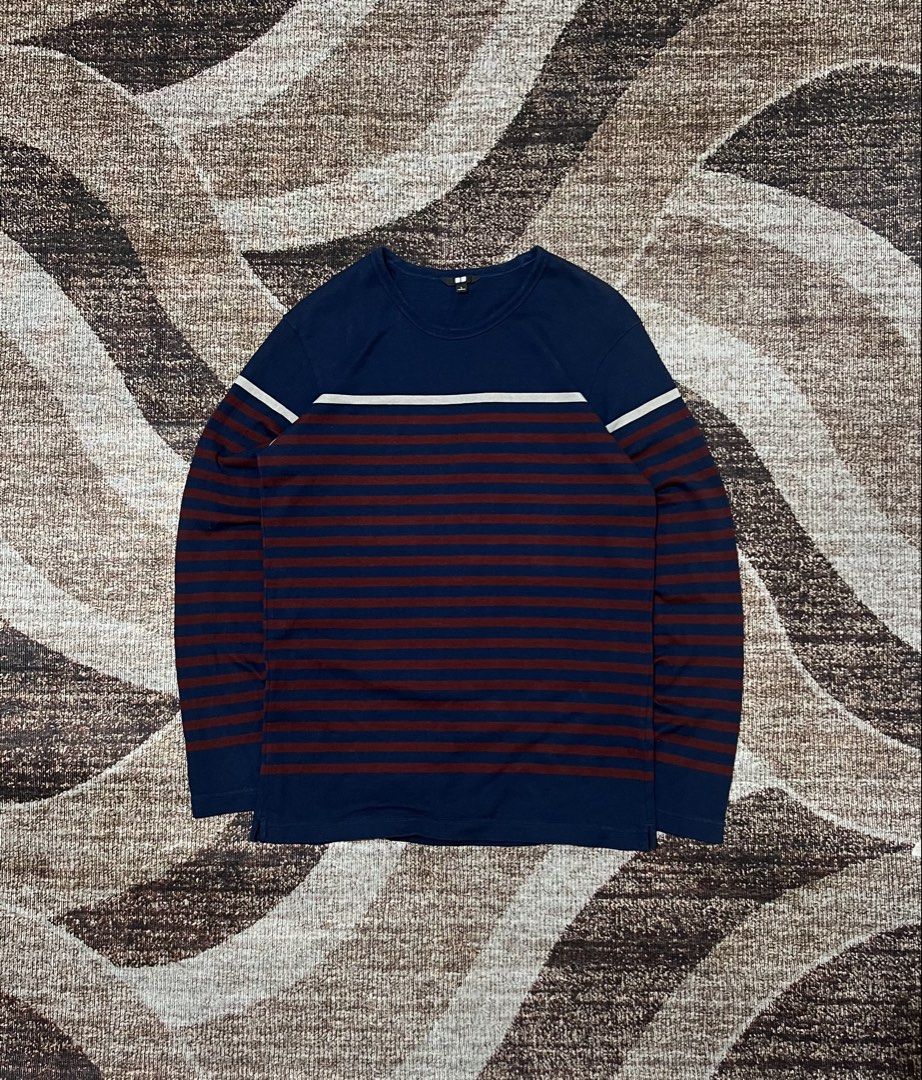 Uniqlo Stripe Sweatshirt (Category: Coats, Jackets and Outerwear) located in Rizal. Submitted by ithriftph_ (Listing ID 1460661461, Image 1). Description: 🔻 Details 🔻 Uniqlo Stripe Sweatshirt Large on tag (Good fit in Medium if tuck in style) Width: 19" Length: 28" Color rate: 9/10 Condition: 9.5/10 No issue Price: 250 pesos Reminders: Color may vary due to lighting and your screen resolution. Note: Ready to wear (already washed) Mode of Paymen