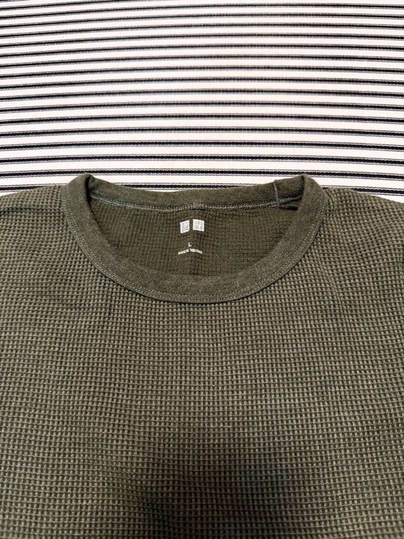 Uniqlo Waffle Knit Longsleeves (Category: Tshirts & Polo Shirts ) located in Cavite. Submitted by mosesangelo (Listing ID 1460589239, Image 2). Description: - Condition: 9/10.