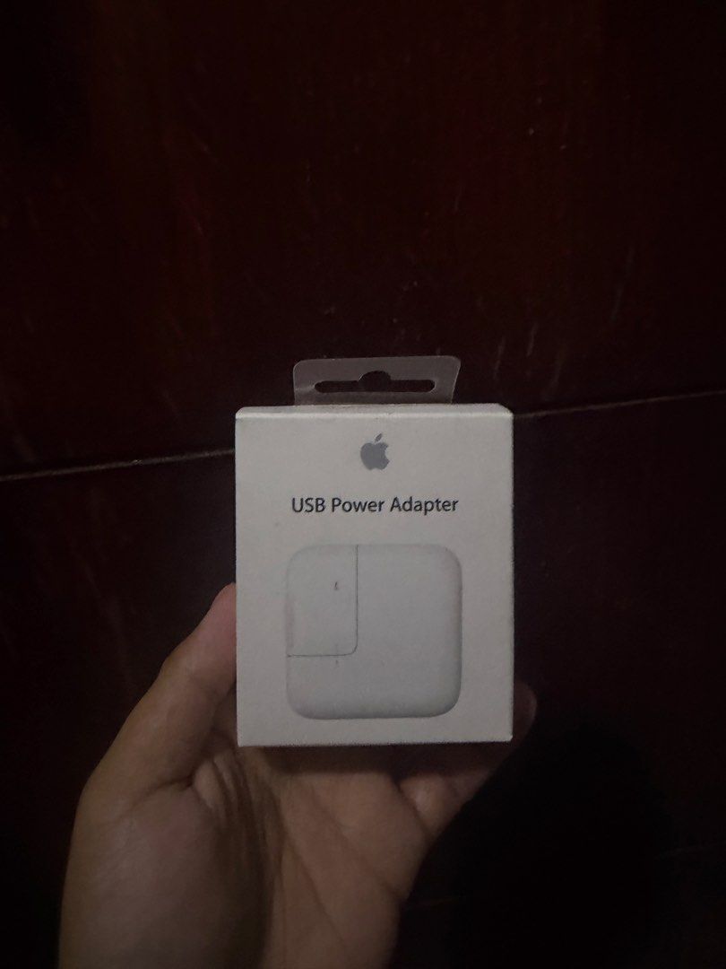 USB Power Adapter (Category: Cables & Adaptors) located in Valenzuela. Submitted by angelan__ (Listing ID 1460585866, Image 1). Description: Brand new. Rfs: I forgot I had this as well Meetup at SM Valenzuela/SM Grand with ₱50 handling fee, otherwise, lalamove shouldered by buyer..