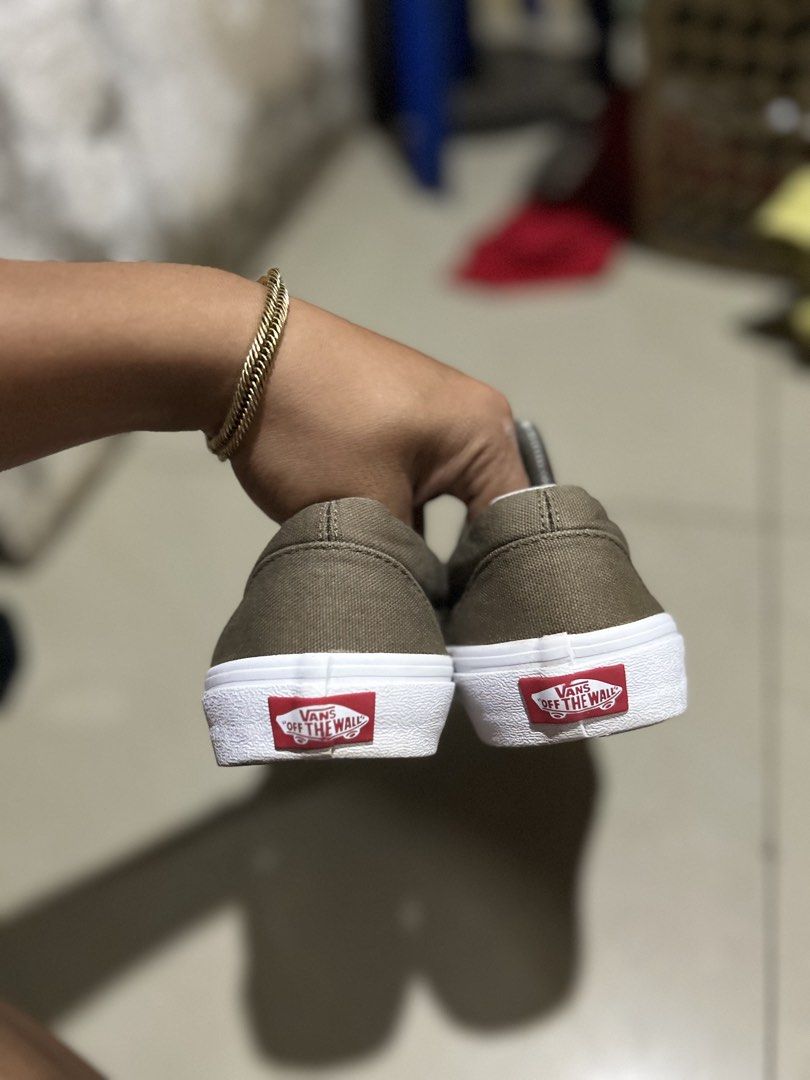 Vans (Category: Sneakers) located in Cebu City. Submitted by cyrilk1cks (Listing ID 1460538391, Image 2). Description: .