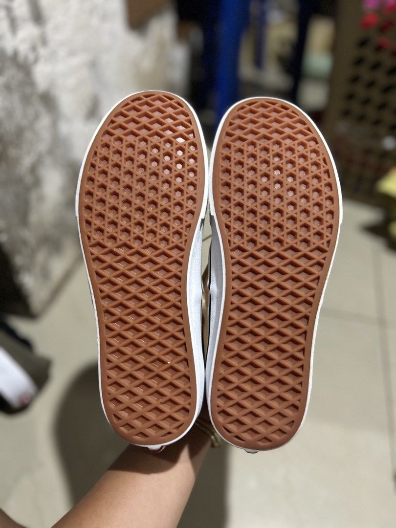 Vans (Category: Sneakers) located in Cebu City. Submitted by cyrilk1cks (Listing ID 1460538465, Image 3). Description: .