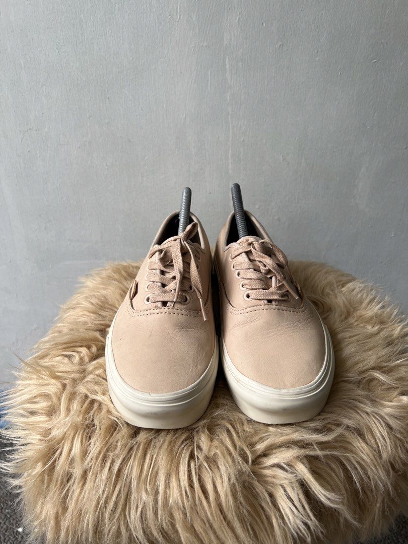 Vans Authentic Leather Veggie Tan Sneakers (Category: Sneakers) located in Binan City. Submitted by finders_market (Listing ID 1460530896, Image 2). Description: - Vans Authentic sneakers - Material: Light tan leather - Design: Classic low-top - Soles: White - Laces: Light tan - Includes: Shoe trees - Ideal for: Casual wear Mop bpi gcash Delivery via lalamove or jrs only Delivery fee c/o buyer.