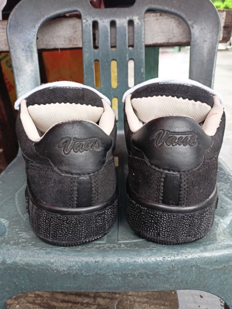 Vans bulky shoes size 7 (Category: Sneakers) located in Manila. Submitted by nozhkiejre64688 (Listing ID 1460621012, Image 3). Description: pm po .novaliches loc ..pm sa video ...