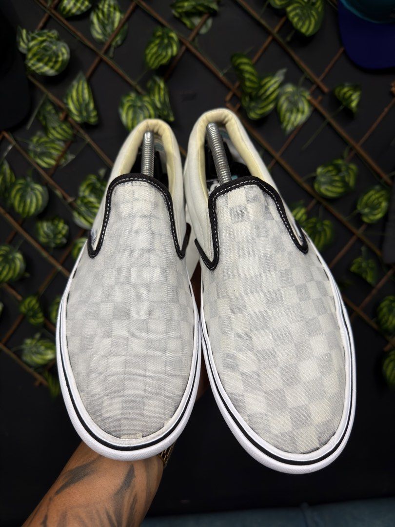 Vans Classic Slip-On Checkerboard Shoes (Category: Sneakers) located in Manila. Submitted by raven236 (Listing ID 1460537879, Image 1). Description: - Classic Vans Checkerboard Slip-On design - Easy slip-on style for convenience - Subtle, iconic checkerboard pattern - White sole with black trim - Ideal for everyday casual outings.