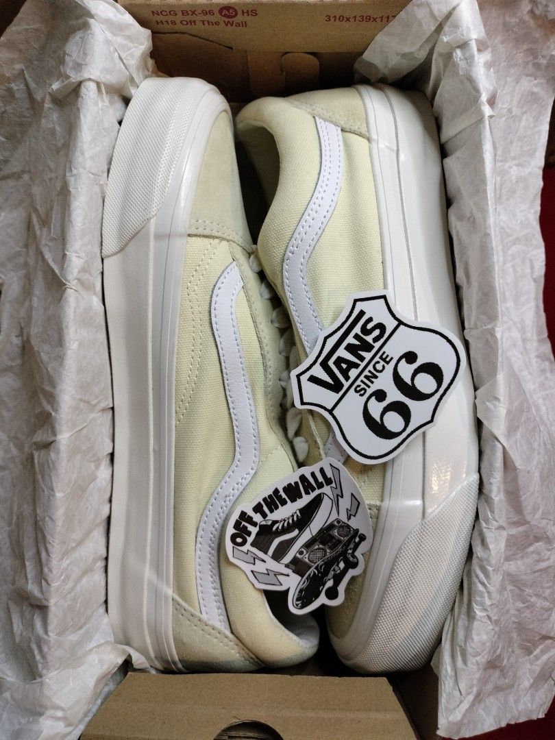 Vans Premuim Old Skool Lx Cream White (Category: Casual Shoes) located in Manila. Submitted by hype_outlet.ph (Listing ID 1460560705, Image 2). Description: Authenticity guaranteed — NOT UA, OEM, Class A, or Replica. 100% Original products only. 𝖬𝗈𝖽𝖾 𝗈𝖿 𝖯𝖺𝗒𝗆𝖾𝗇𝗍: 𝖦𝖼𝖺𝗌𝗁 | 𝖡𝖺𝗇𝗄 𝖳𝗋𝖺𝗇𝗌𝖿𝖾𝗋 𝖬𝗈𝗇𝖾𝗒 𝖡𝖺𝖼𝗄 𝖦𝗎𝖺𝗋𝖺𝗇𝗍𝖾𝖾 𝗂𝖿 𝗉𝗋𝗈𝗏𝖾𝗇 𝖿𝖺𝗄𝖾 📨DM your Order NO RETURN, NO EXCHANGE POLICY ( Be sure to your size 