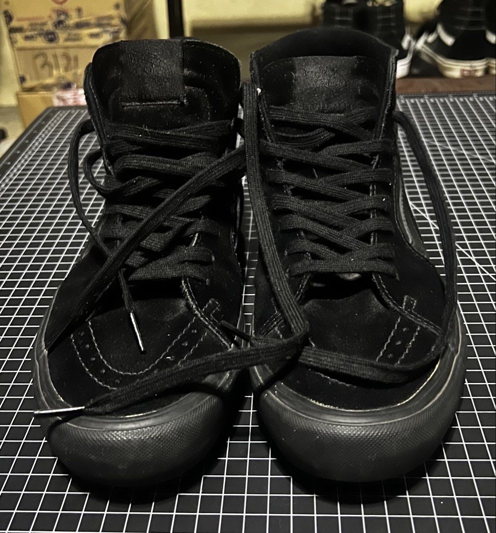 Vans Sk8 Hi Pro Blackout (Category: Sneakers) located in Meycauayan. Submitted by trinidad_trading (Listing ID 1460644642, Image 1). Description: Vans Sk8 Hi Pro Blackout Size 10 Mens 43 Condition 9/10 Price 3,500+Shipping Fee.
