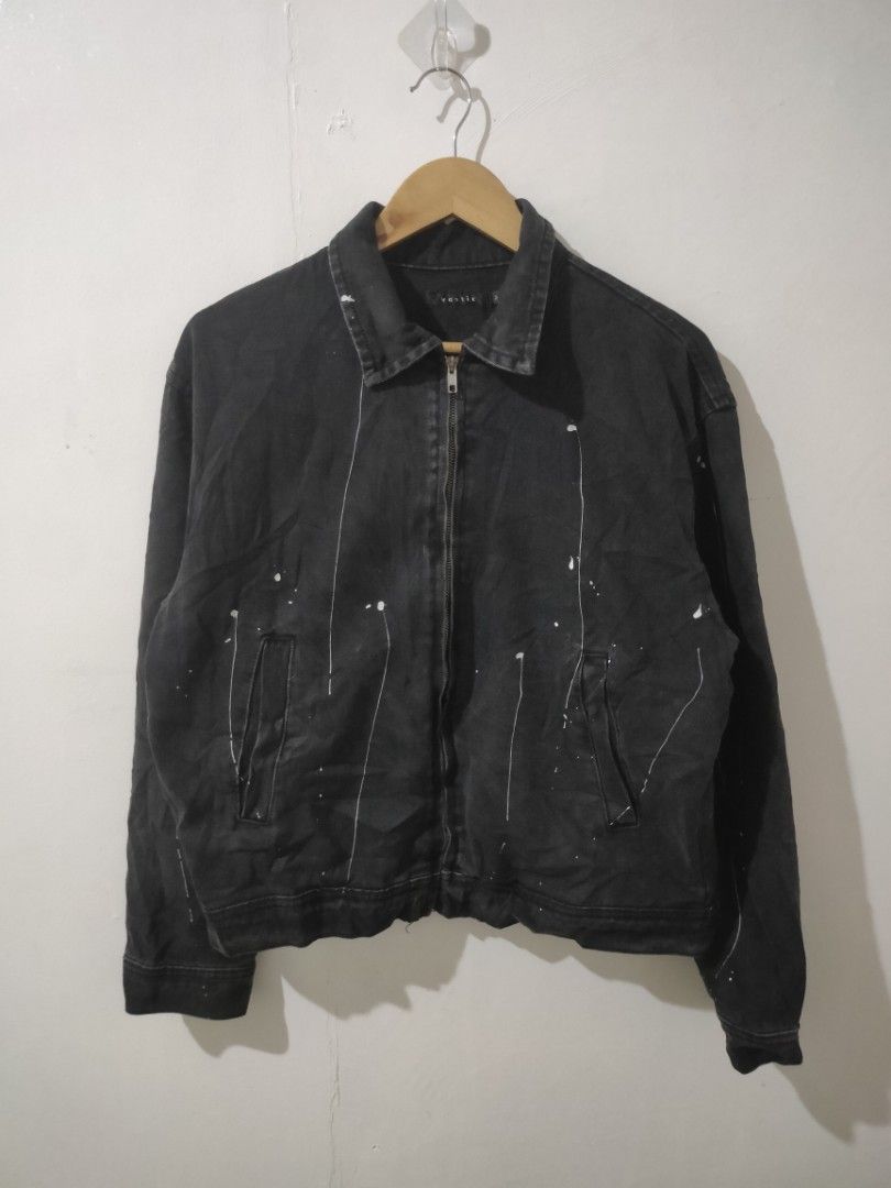 VASTIC Denim Work Jacket Zip up (Category: Coats, Jackets and Outerwear) located in Ozamiz City. Submitted by ukaygrails (Listing ID 1460516647, Image 1). Description: Excellent condition No flaws Dimes 22/24.